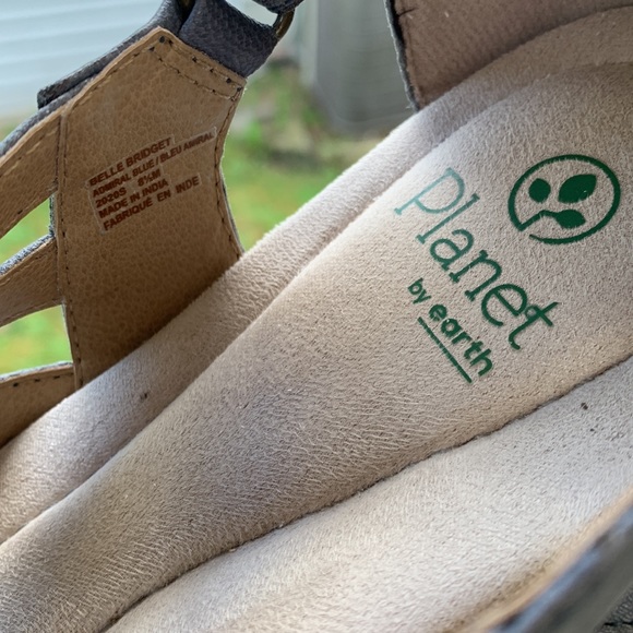 Planet by Earth Sandals, only worn a few times - Picture 6 of 7